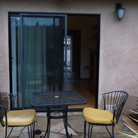 Cambria Palms Motel Exterior foto